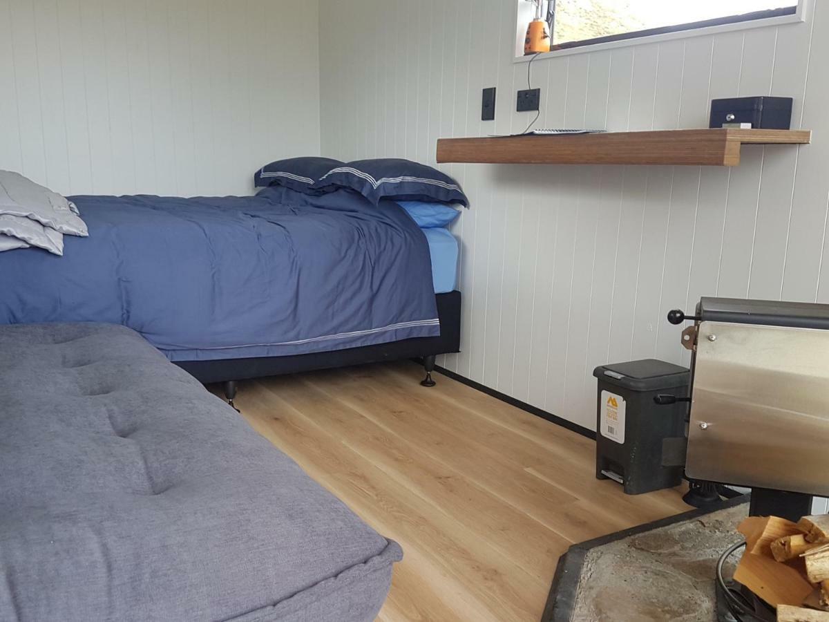 Lake Stella Mountain Huts Hotel Mt Lyford Bagian luar foto