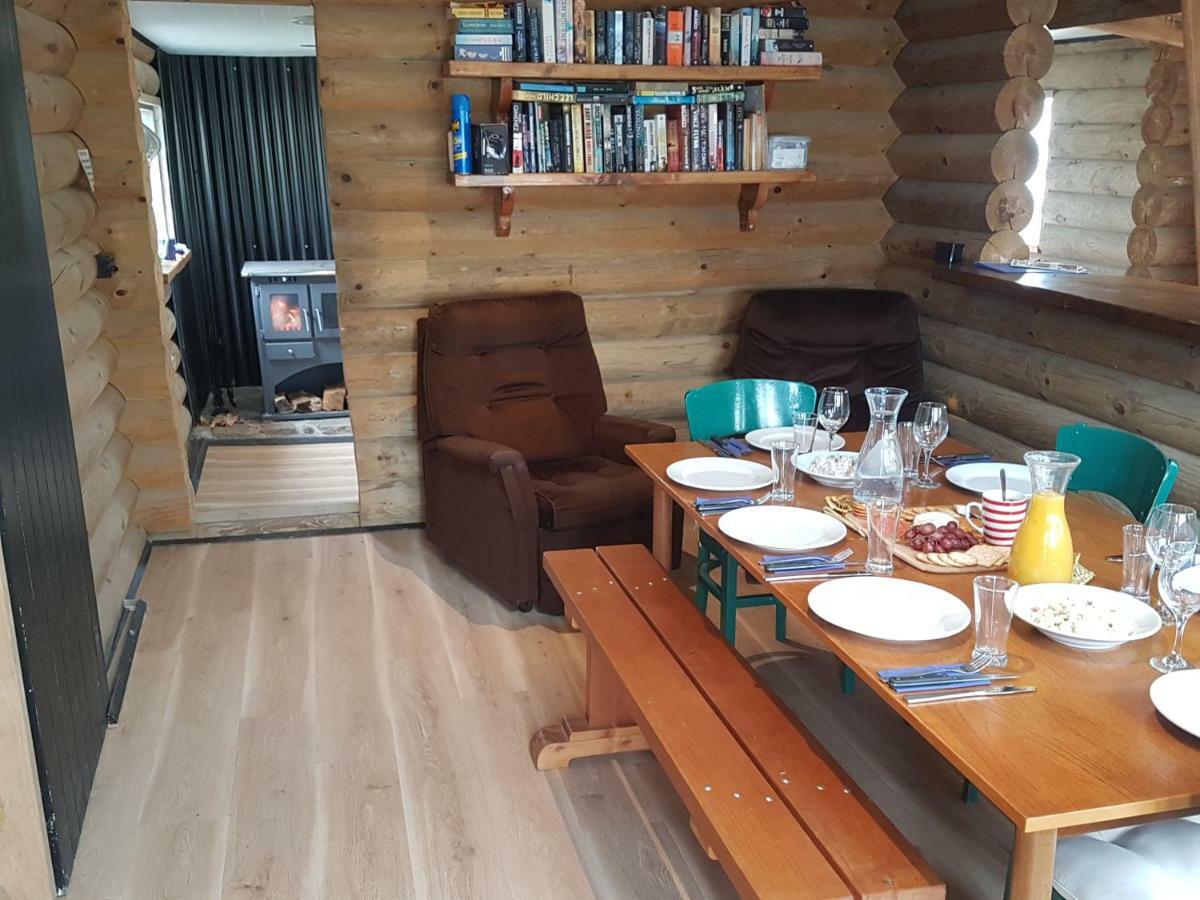 Lake Stella Mountain Huts Hotel Mt Lyford Bagian luar foto