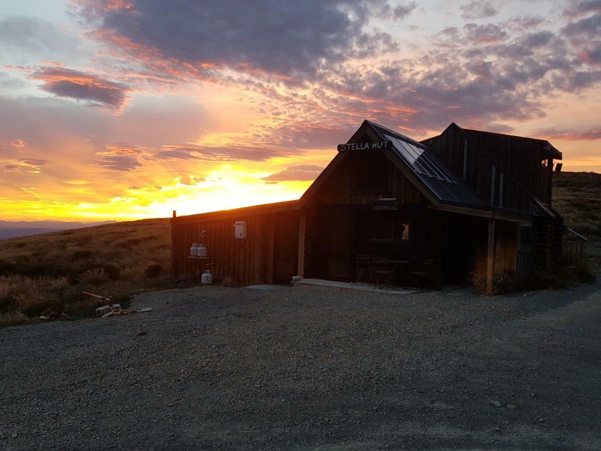 Lake Stella Mountain Huts Hotel Mt Lyford Bagian luar foto