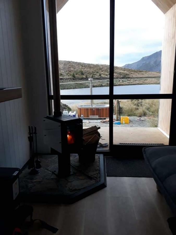 Lake Stella Mountain Huts Hotel Mt Lyford Bagian luar foto